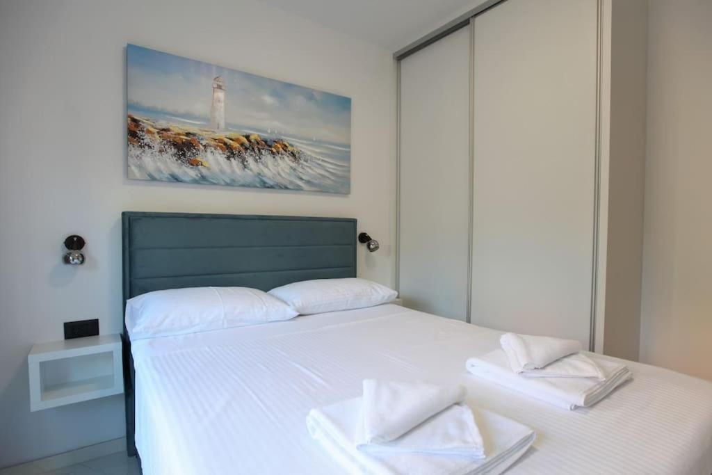 Luxury Villa Lana Apt, Seaview Terrace, Large Outdoor Space, Bbq تروغير المظهر الخارجي الصورة